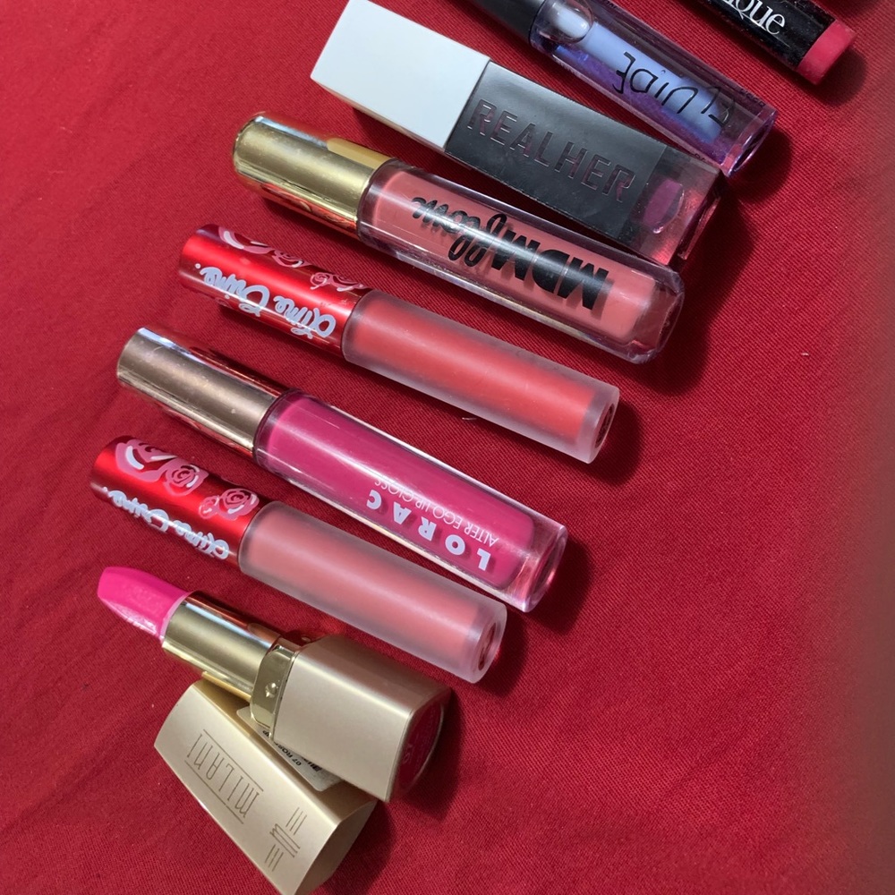 9 lip items bundle